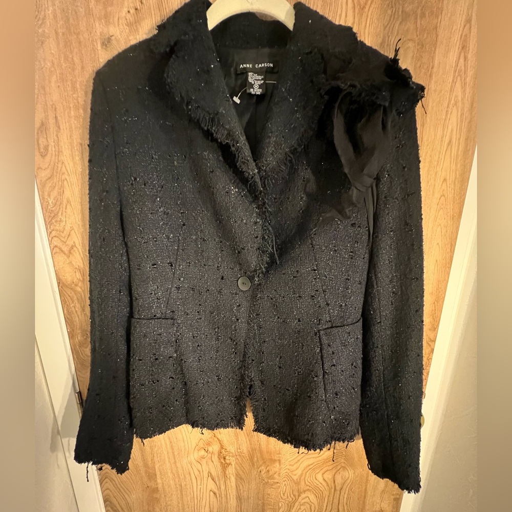 Women’s black collared, tweed jacket